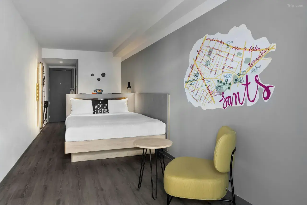 Moxy Double — Trip.com listing photograph